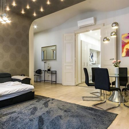 Andrassy Str. Luxury Apartment Budapest Luaran gambar