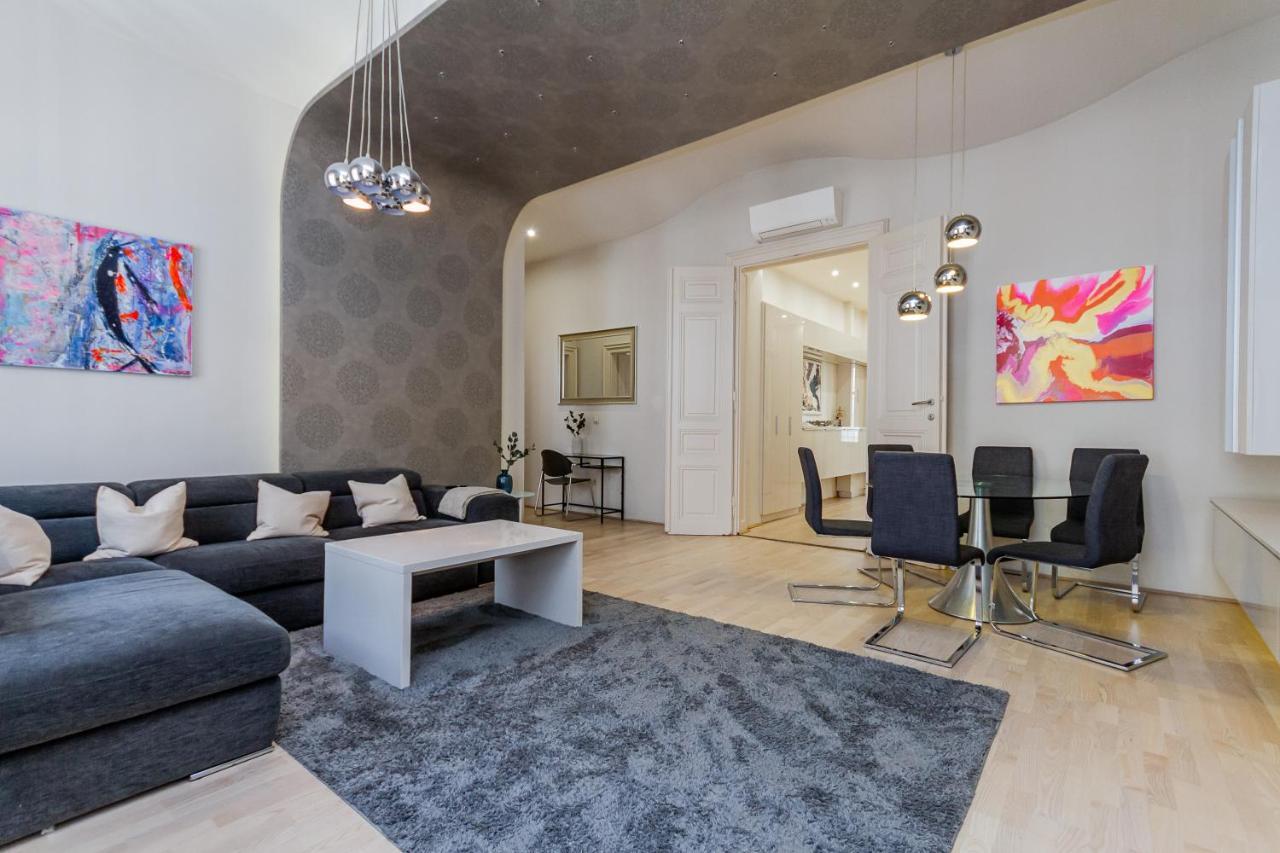 Andrassy Str. Luxury Apartment Budapest Luaran gambar