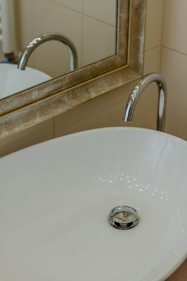 Andrassy Str. Luxury Apartment Budapest Luaran gambar